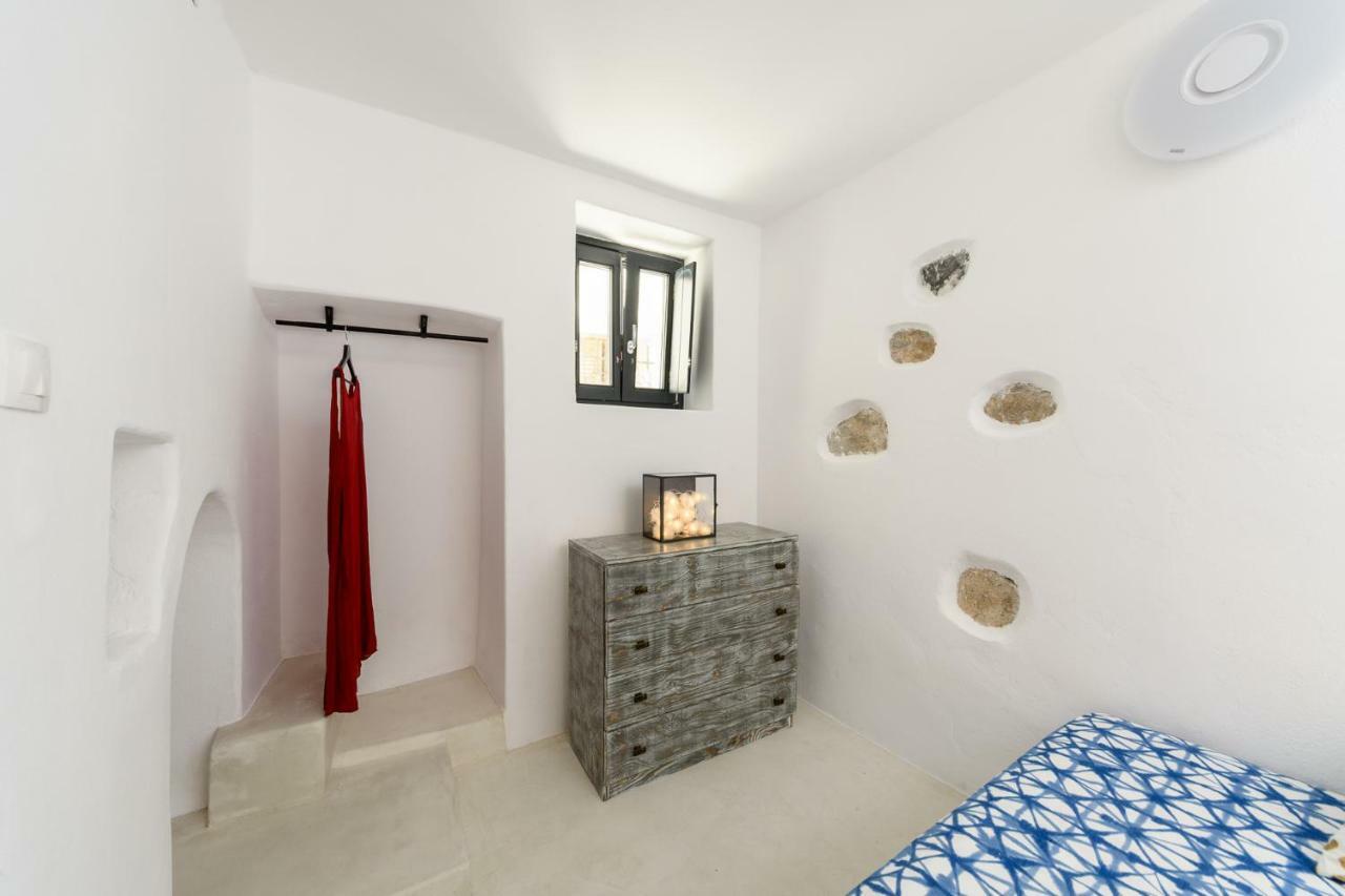 The Luna Suite Emporio  Екстериор снимка