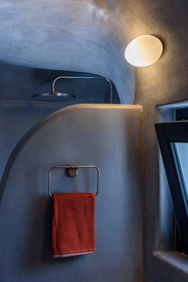 The Luna Suite Emporio  Екстериор снимка