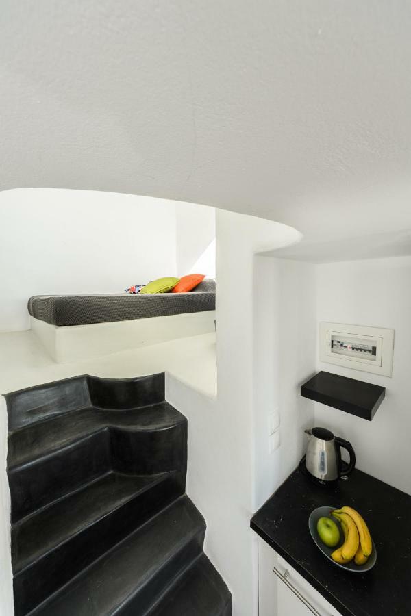 The Luna Suite Emporio  Екстериор снимка
