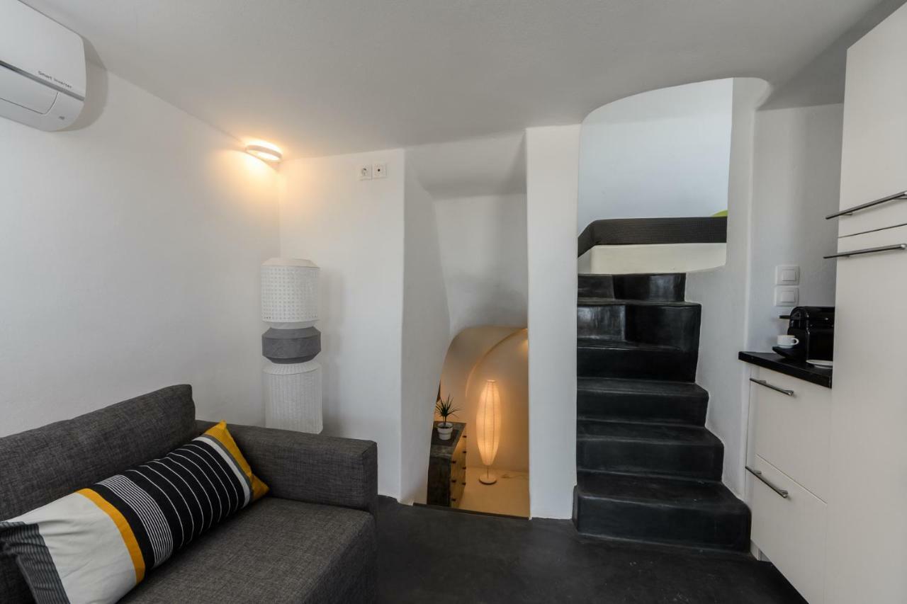 The Luna Suite Emporio  Екстериор снимка